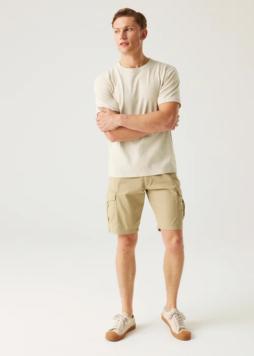 Regatta Cappucino Ruwan Multi Pocket Shorts - 30 waist Image 3