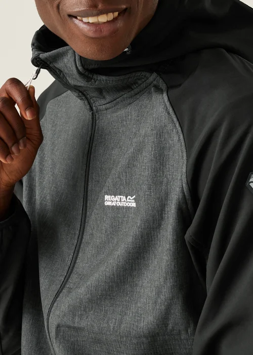 Regatta Black/Grey Arec III Water Repellent Softshell Jacket - L Image 4