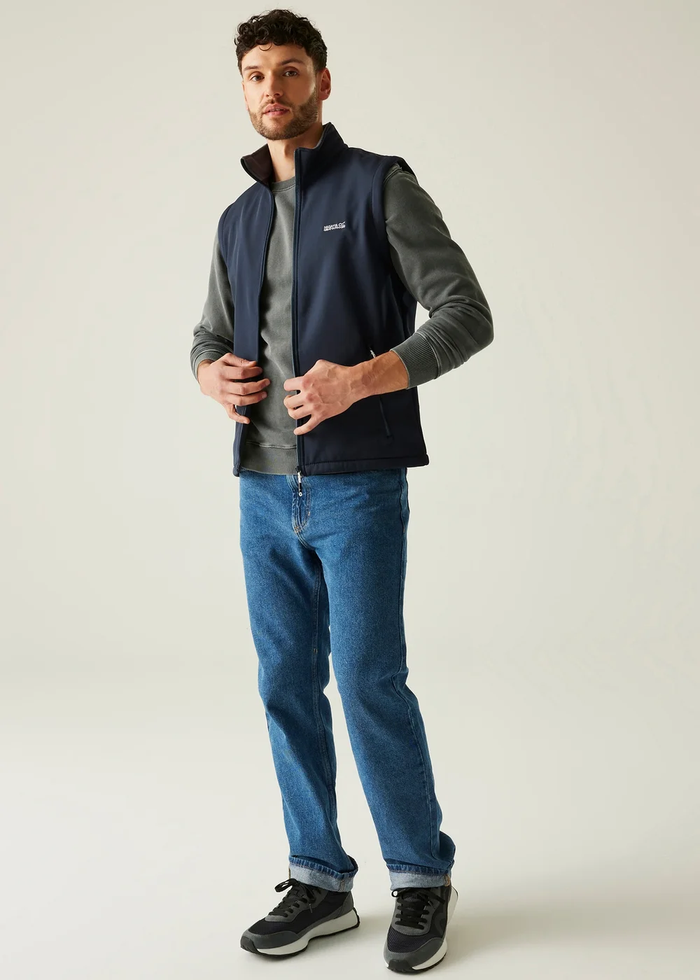 Regatta Navy Bradwell III Water Repellent Softshell Bodywarmer - 3XL Image 3