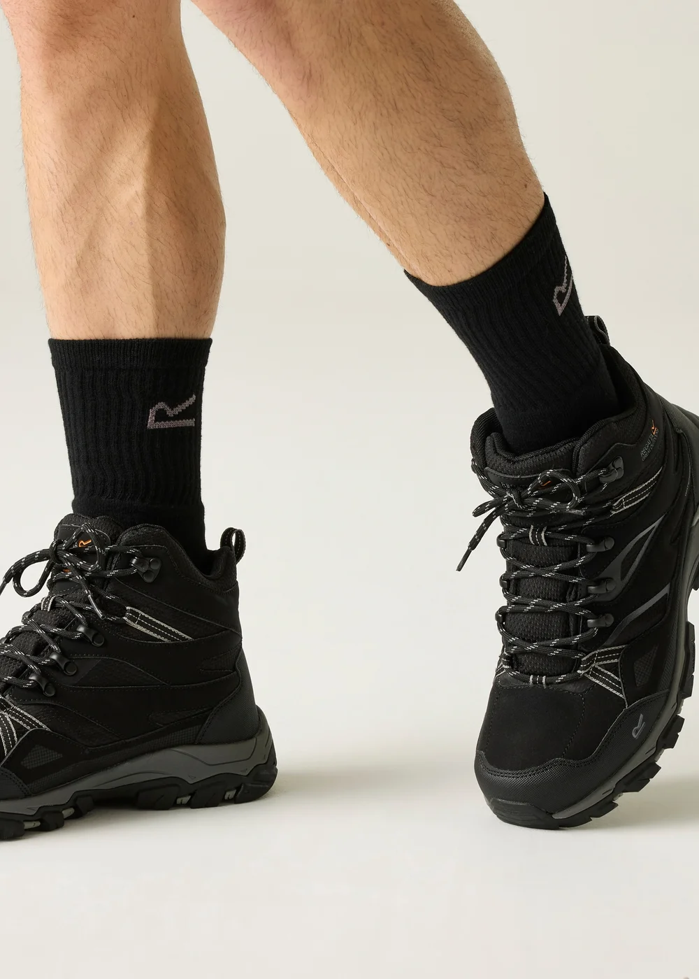 Regatta Black Granit Holcombe III Waterproof Breathable Isotex Walking Boots - 6 Image 1