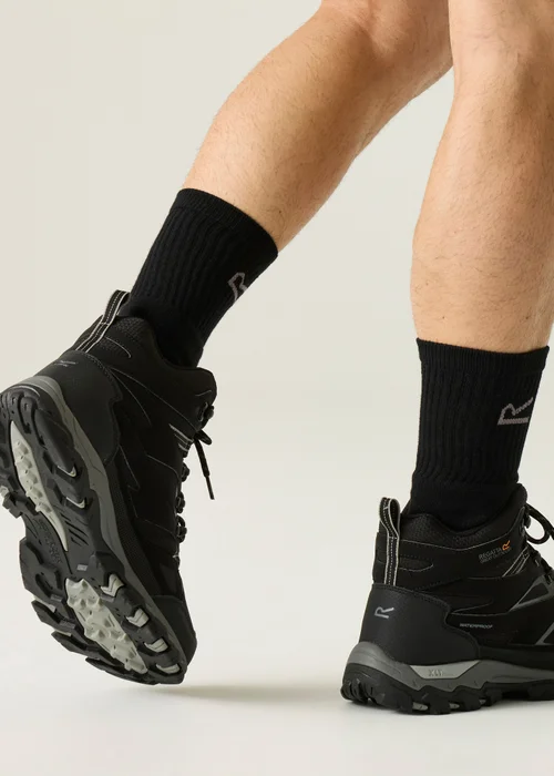Regatta Black Granit Holcombe III Waterproof Breathable Isotex Walking Boots - 6 Image 3