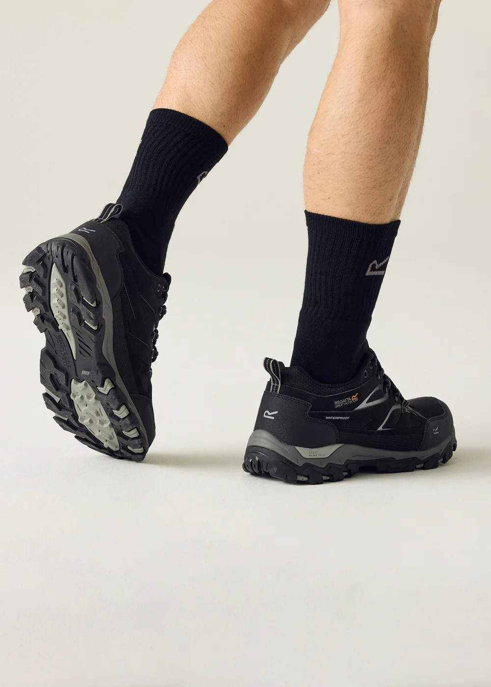 Regatta Black Granite Holcombe 3 Low Waterproof, Breathable Shoes - 6.5 Image 3