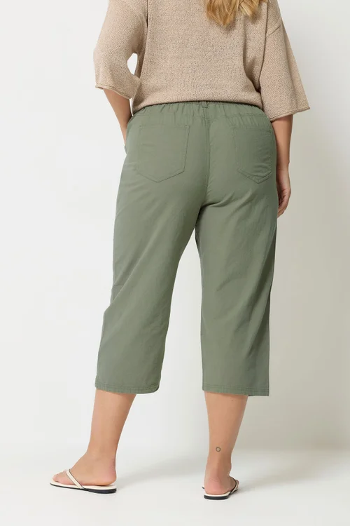 Yours Curve Green Khaki Cool Cotton Cropped Trousers - 26-28 Image 3