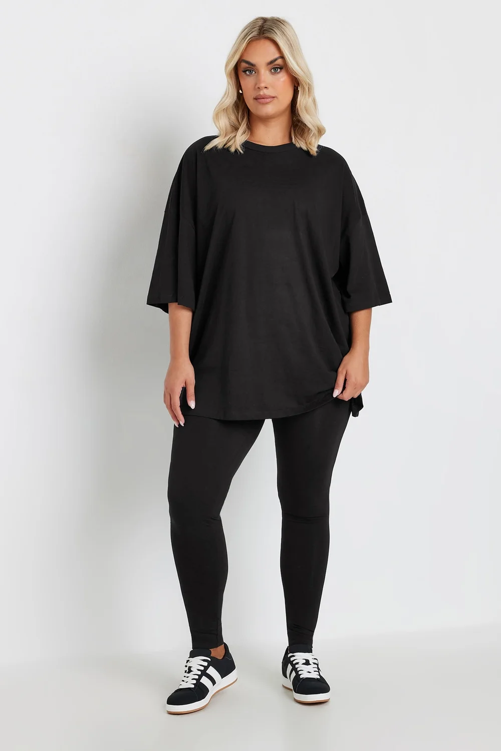 Yours Curve Black Oversized Boxy T Shirt - 26-28 Image 3