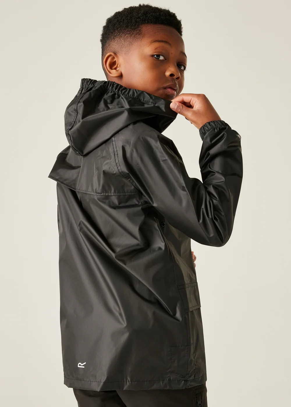 Regatta Black Kids Stormbreak Waterproof Hydrofort Jacket (3-16 Years) - Age 14 Years Image 2