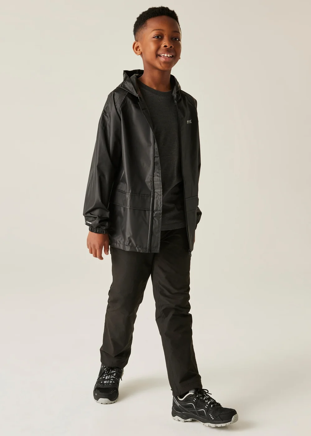 Regatta Black Kids Stormbreak Waterproof Hydrofort Jacket (3-16 Years) - Age 14 Years Image 3