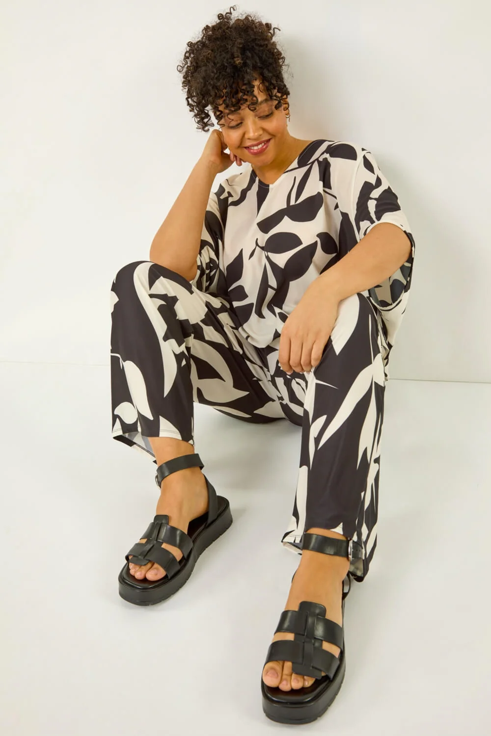 Roman Black Curve Leaf Print Stretch Trousers - 22-24 Image 2