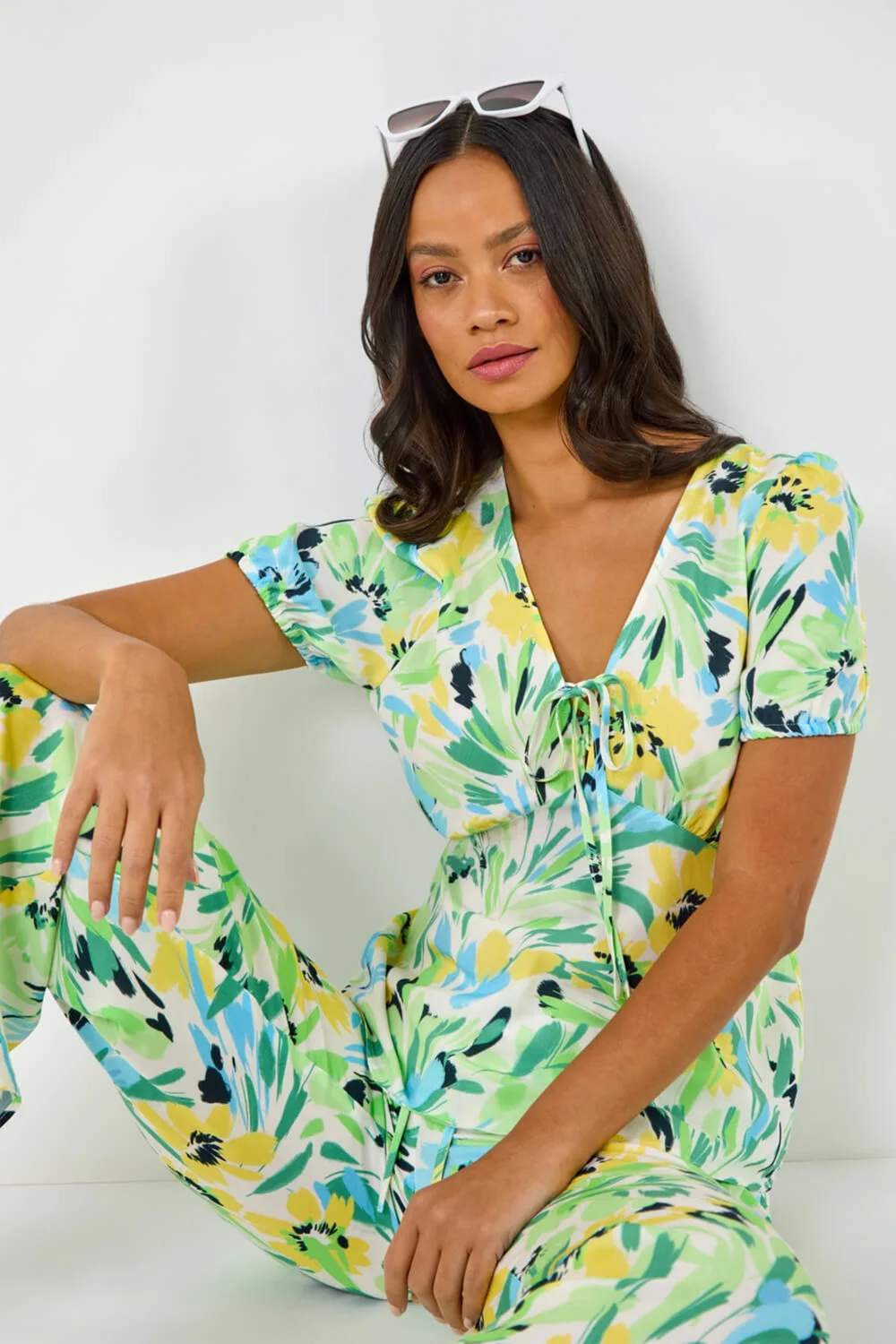 Dusk White Dusk Floral Motif Tie Top - Size 18 Image 2