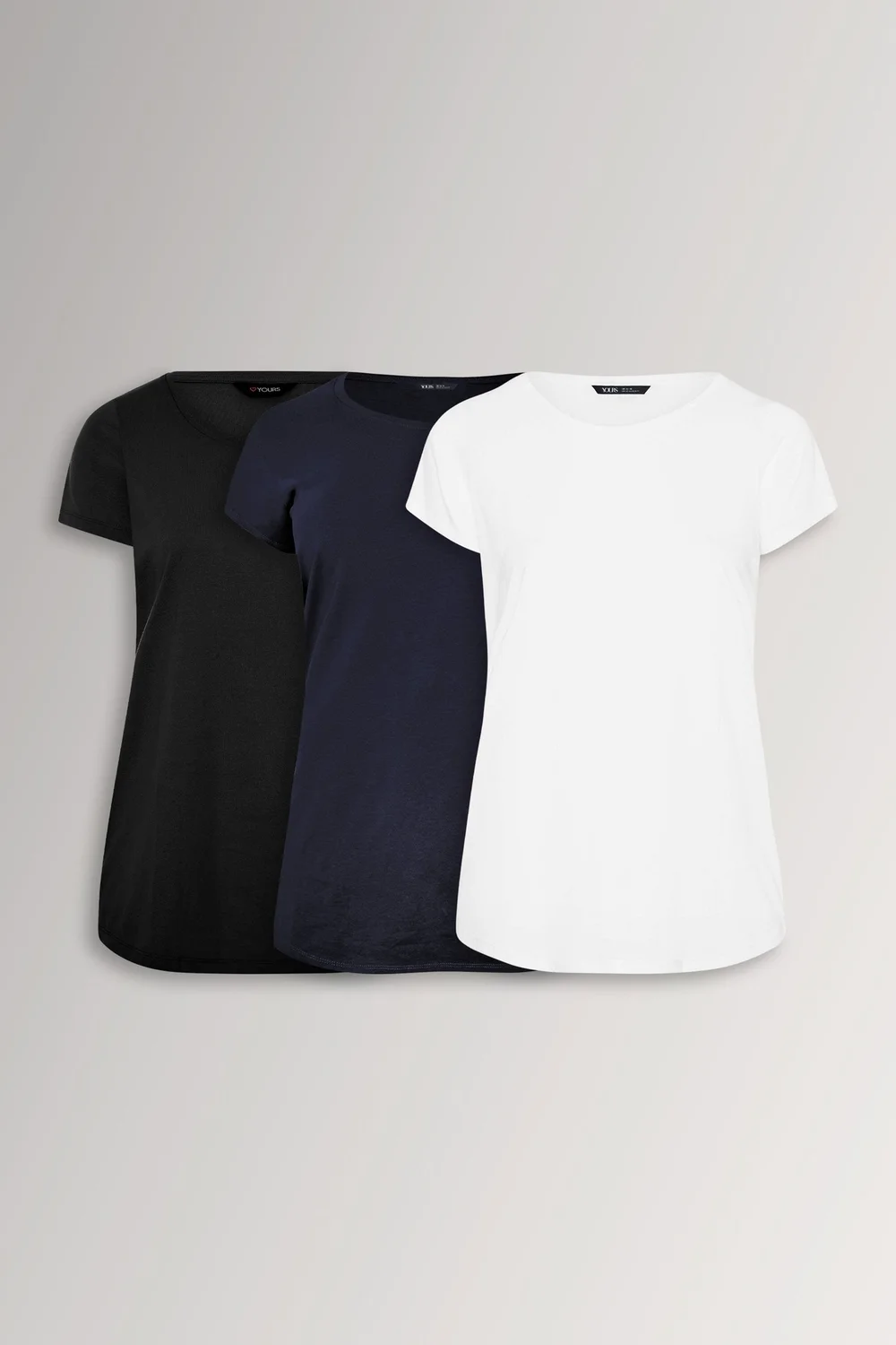 Yours 3 Pack Curve Navy Blue & Black Core T Shirts - 26-28 Image 1