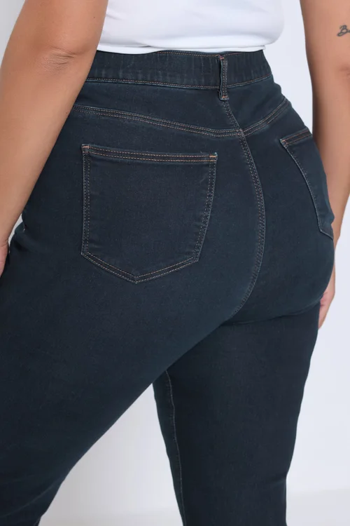 Yours Curve Dark Indigo Blue Bootcut Stretch ISLA Jeans - 26/L32 Image 5