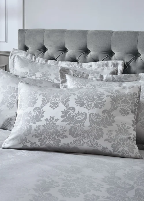 Catherine Lansfield Damask Jacquard Duvet Cover Set Silver Grey - Single Image 3