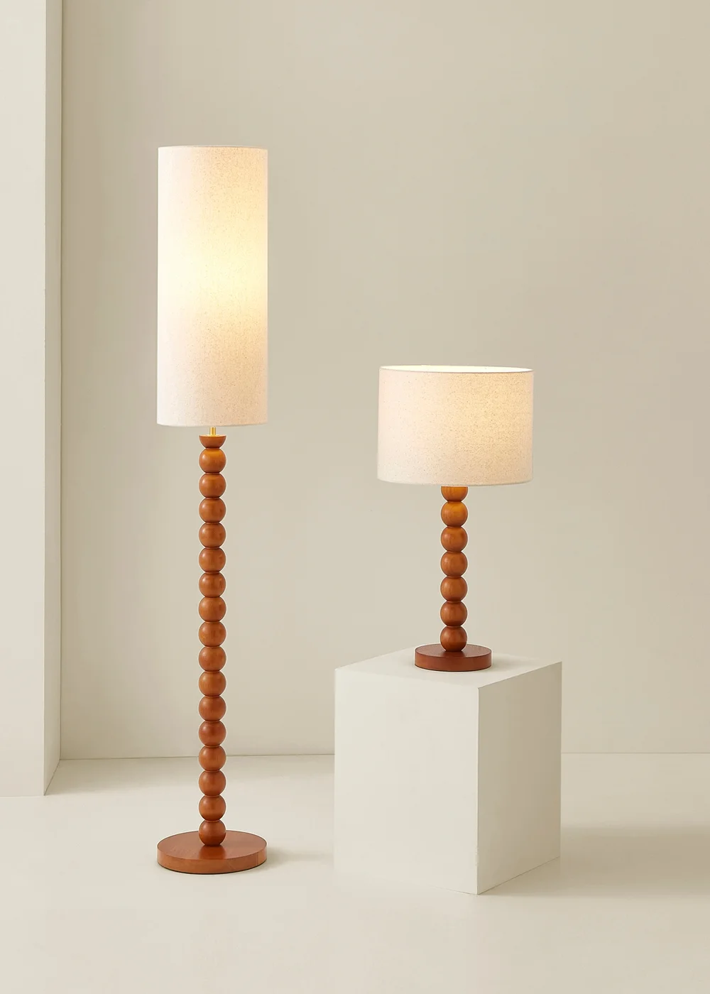 ValueLights Wyatt Linen Tall Lamp Shade Walnut Wood Bobbin Floor Lamp - One Size Image 3