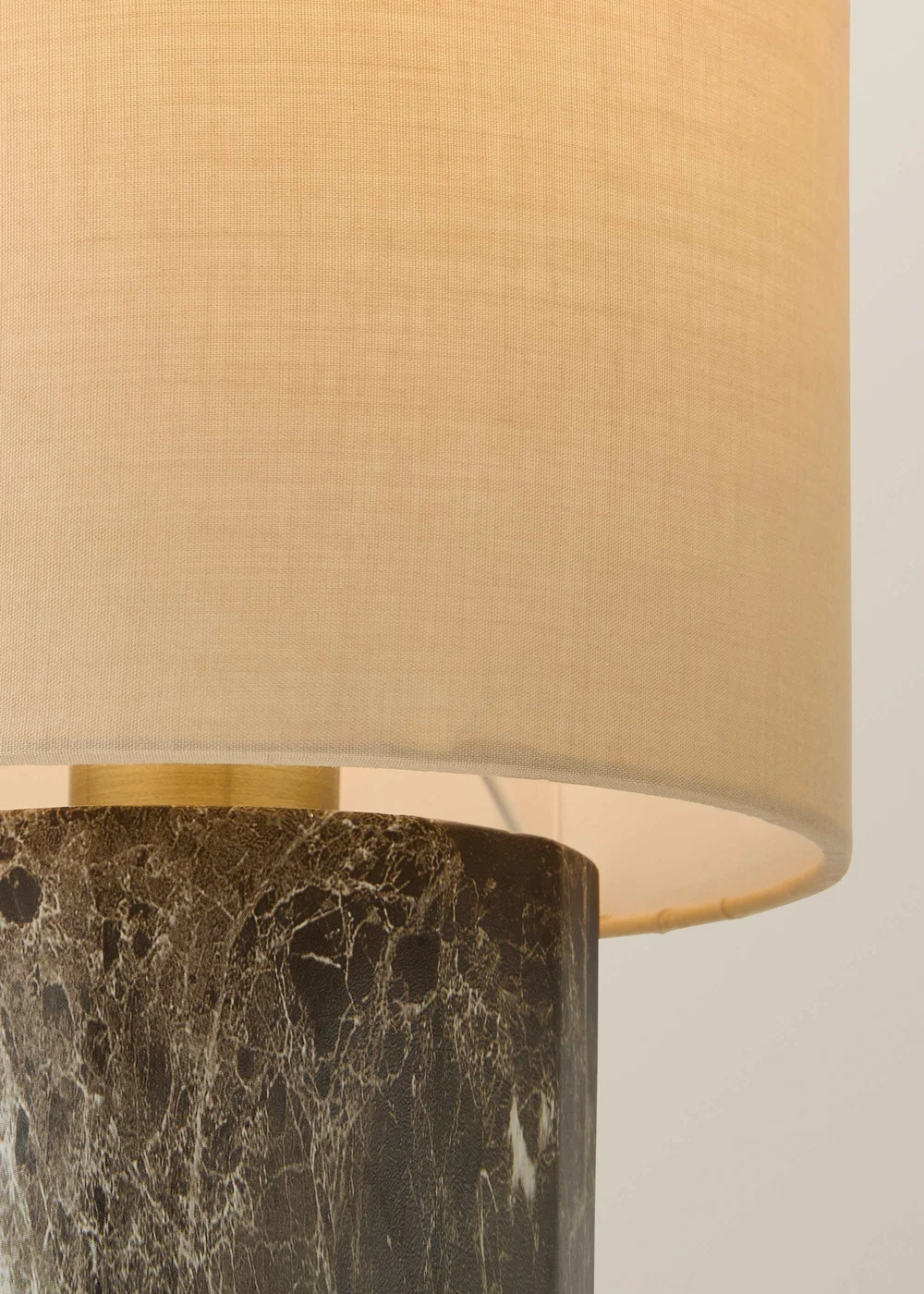 ValueLights Melanie Dark Marble Effect Table Lamp with Natural Linen Lamp Shade - One Size Image 4