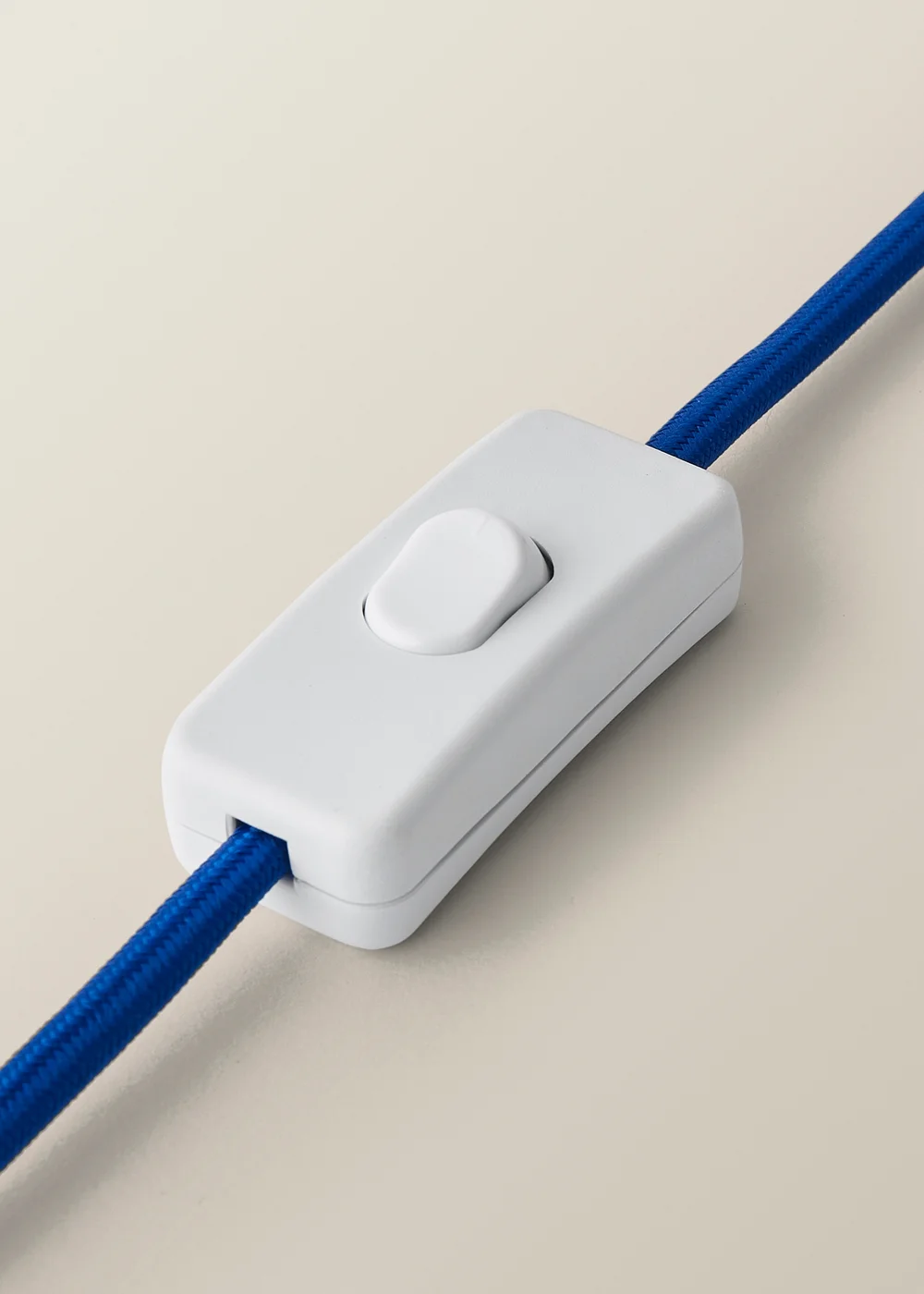 ValueLights Aida Natural Linen Tall Lamp Shade Blue Bubble Glass Table Lamp - One Size Image 5