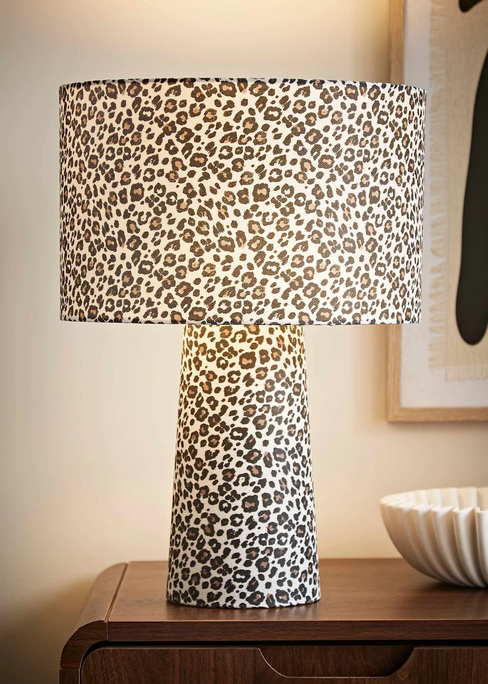 ValueLights Bertie Leopard Print Full Fabric Table Lamp - One Size Image 1