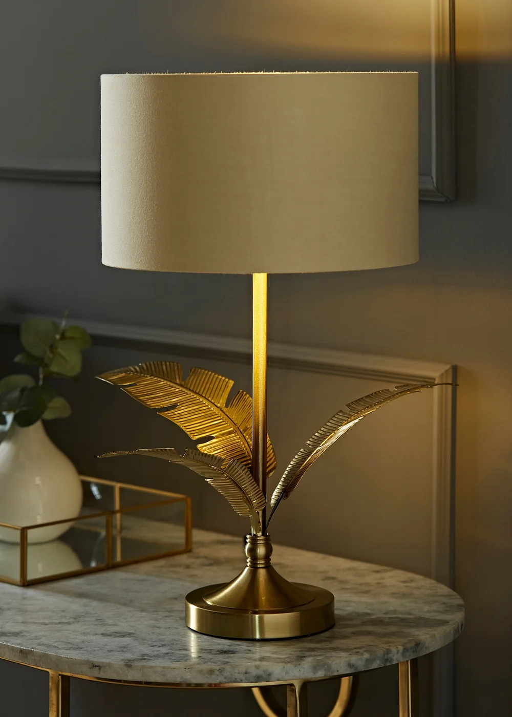ValueLights Christina Natural with Metallic Gold Drum Shade Gold Palm Leaf Table Lamp - One Size Image 1