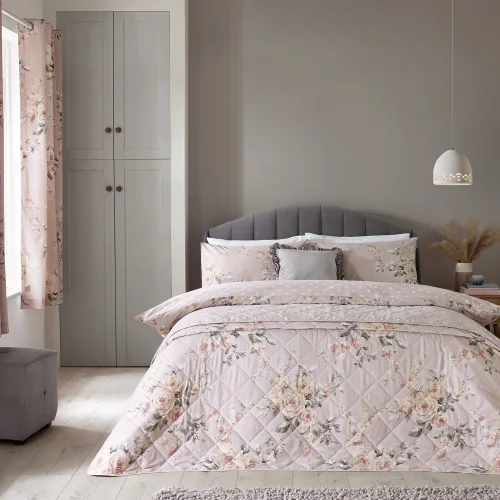 Catherine Lansfield Blush Pink Canterbury Floral Reversible Quilted Bedspread - One Size Image 3