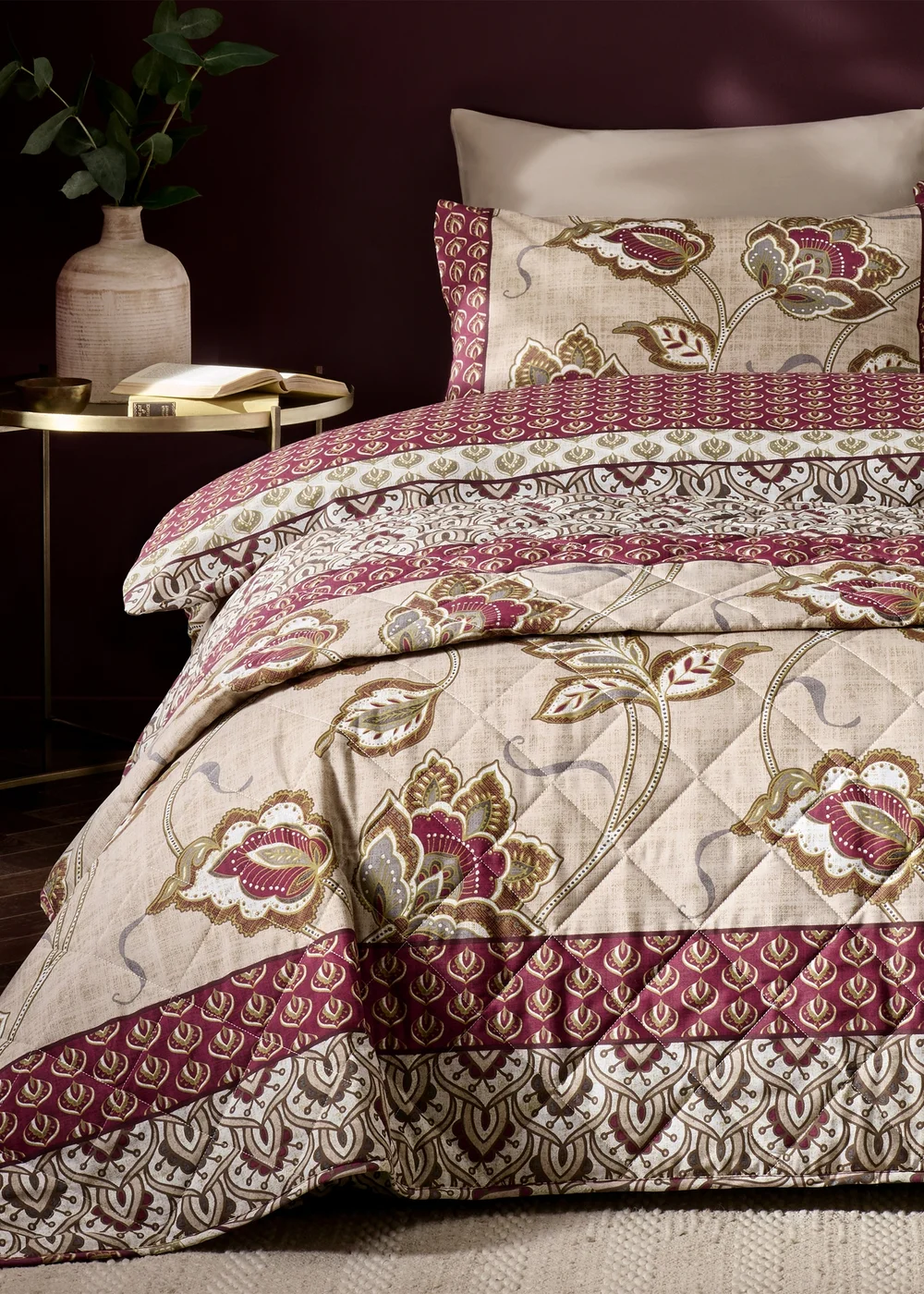 Catherine Lansfield Natural Kashmir Paisley Floral Reversible Quilted Bedspread - One Size Image 1