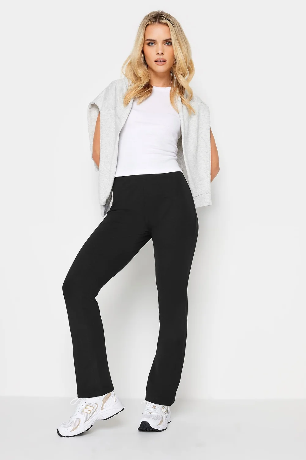 PixieGirl Petite Black Slim Leg Yoga Pants - 8/L27 Image 1