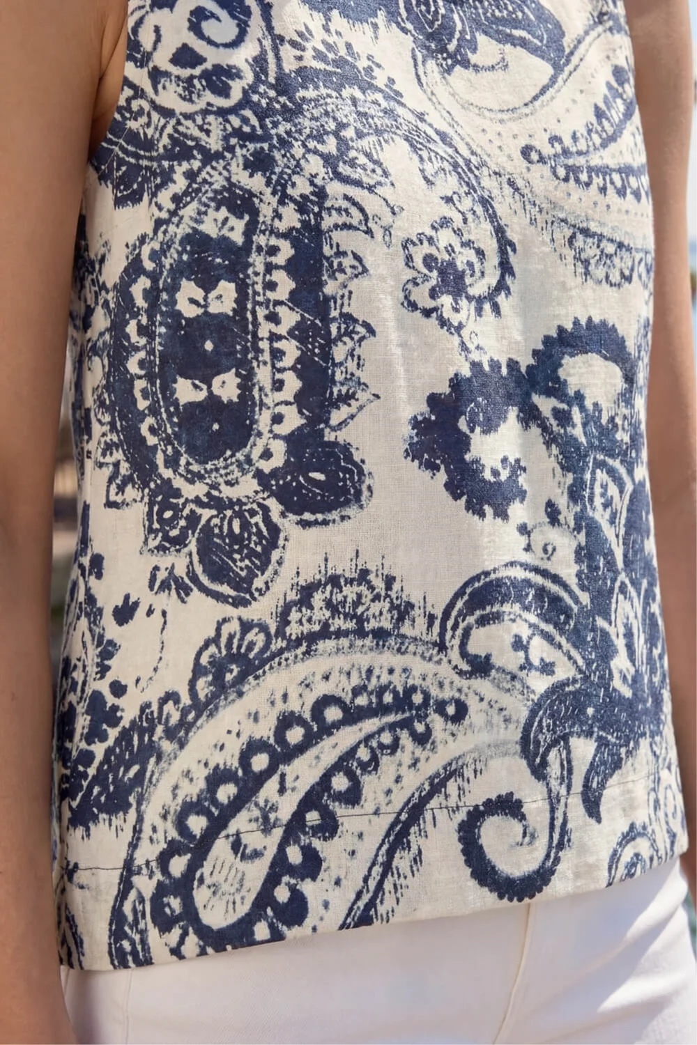 Roman Navy Paisley Print Shell Top - 12 Image 4