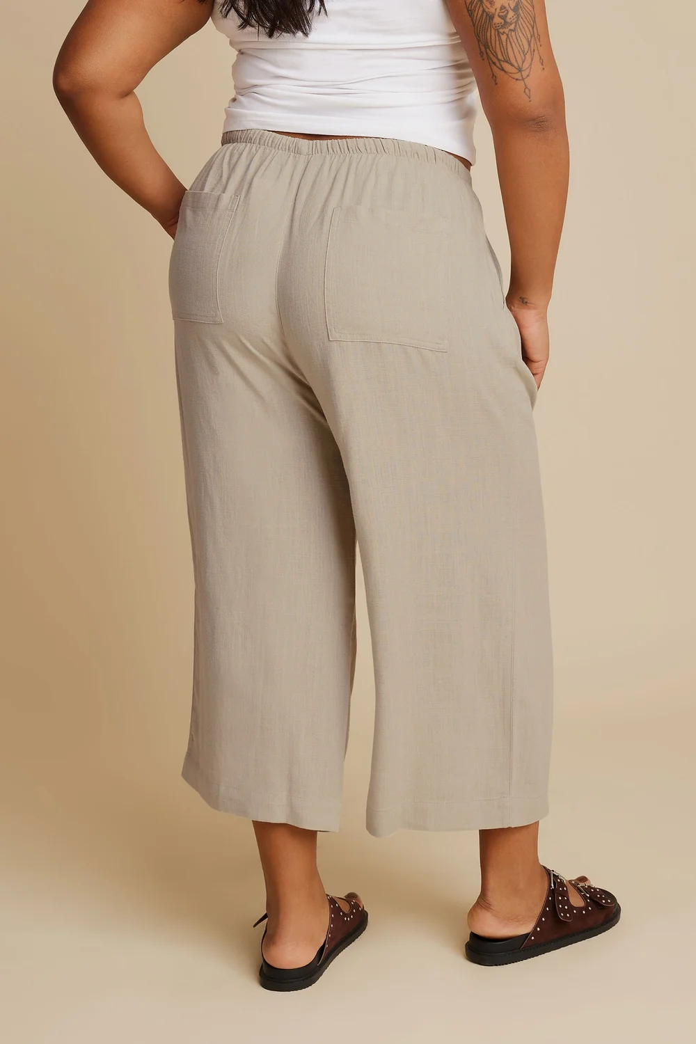 Yours Curve Natural Brown Wide Leg Ankle Grazer Linen Trousers - 30-32 Image 4