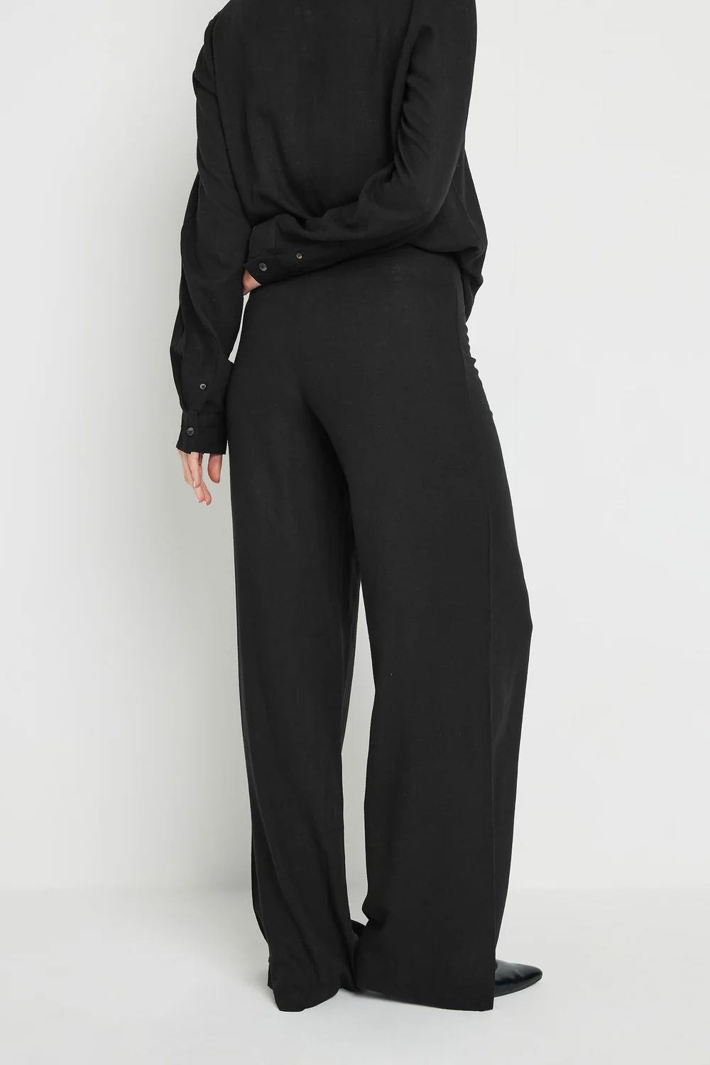 Long Tall Sally Black Linen Pleated Wide Leg Trousers - Size 16, Leg 34 Image 3