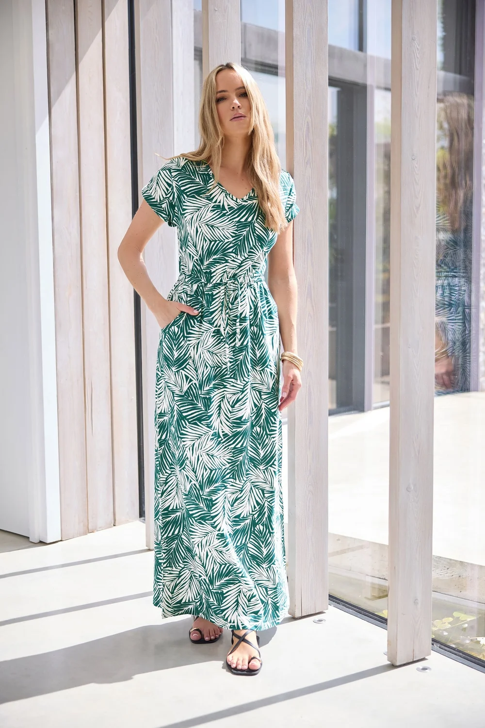 Long Tall Sally Green Cotton Tropical Palm Print Drawstring Maxi Dress - 16 | Matalan Long Tall Sally Green Cotton Tropical Palm Print Drawstring Maxi Dress - 16 | Matalan