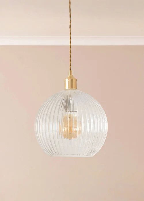 ValueLights Maddison Clear Ribbed Glass Globe Easy Fit Lampshade - One Size Image 1