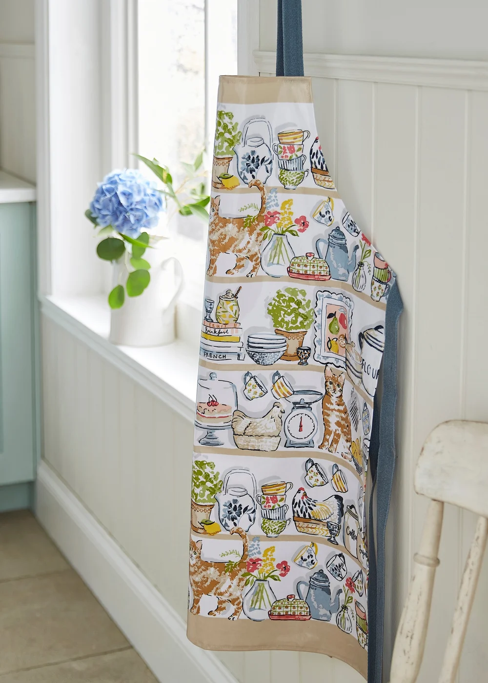 Ulster Weavers Pantry Cats Multi Colour Apron - PVC/Oilcloth - One Size Image 2