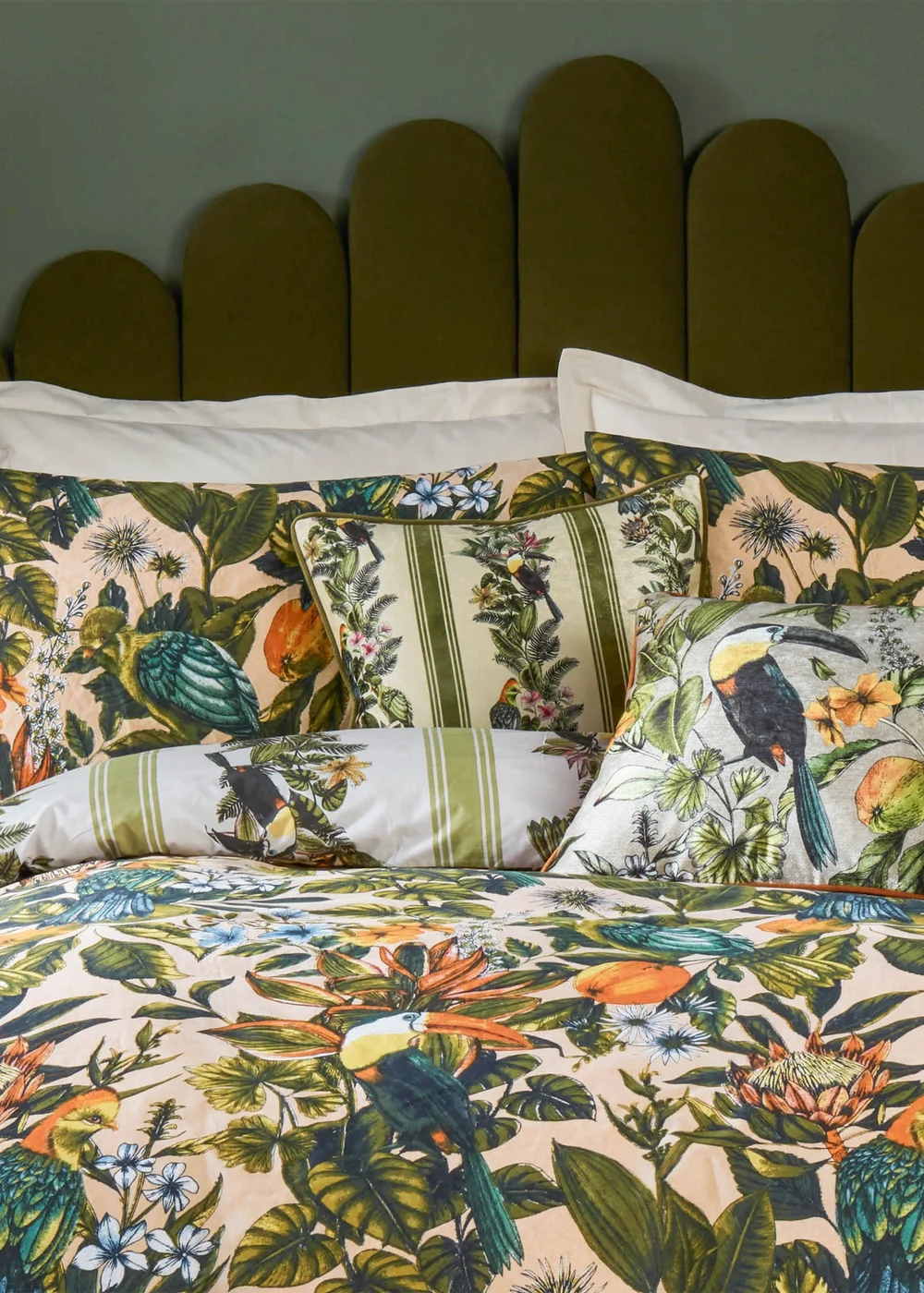 furn. Leilani Printed Floral Multicoloured Duvet Cover Set - Single Image 3