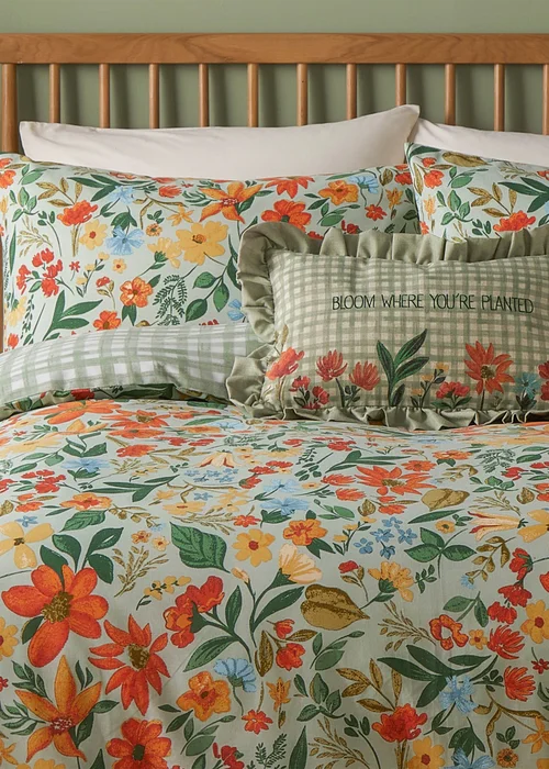 furn. Meadowhaze Printed Green Duvet Cover Set - Double Image 3