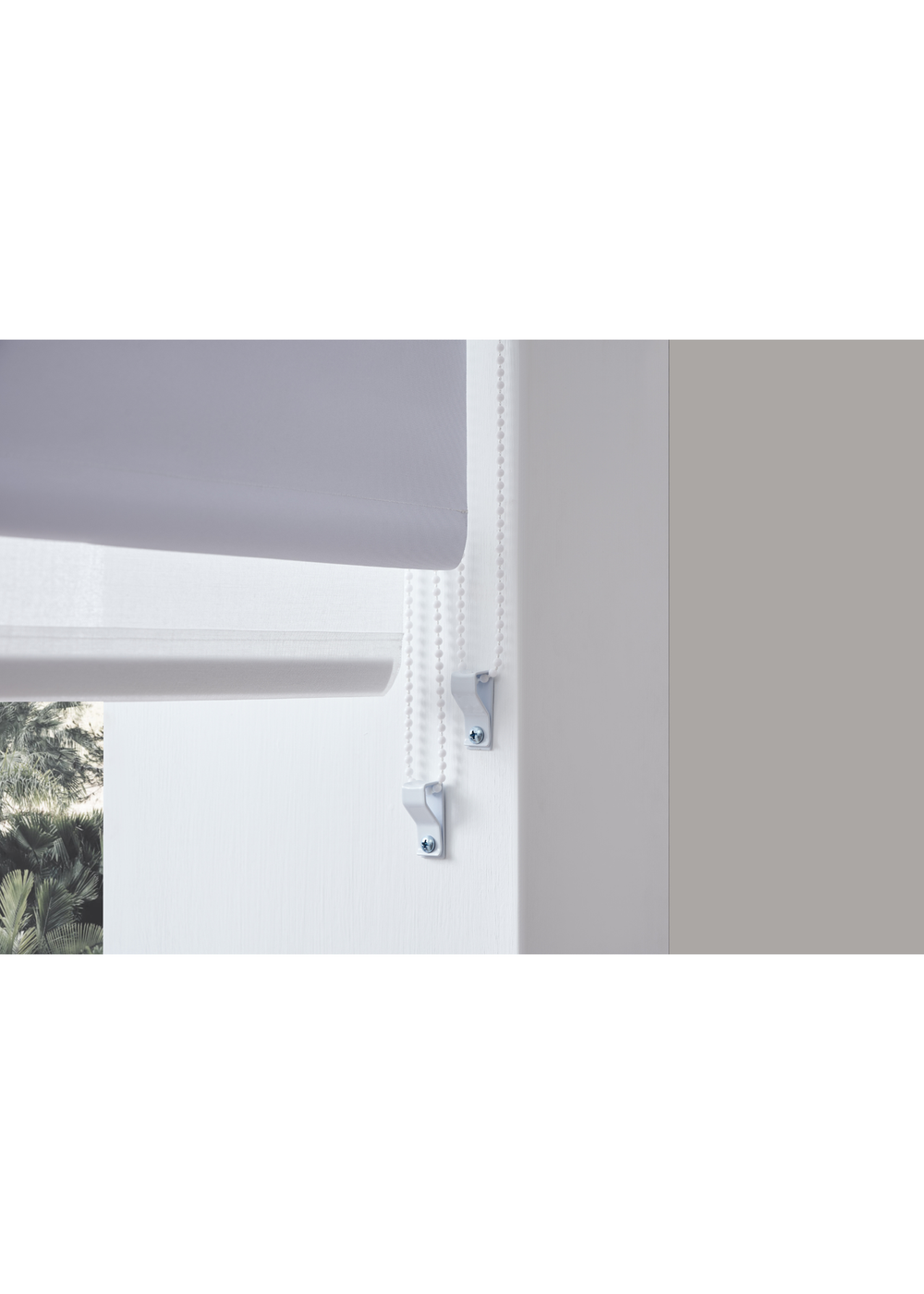 Little Black Book White D. Roller Blind - 60x160cm Image 4