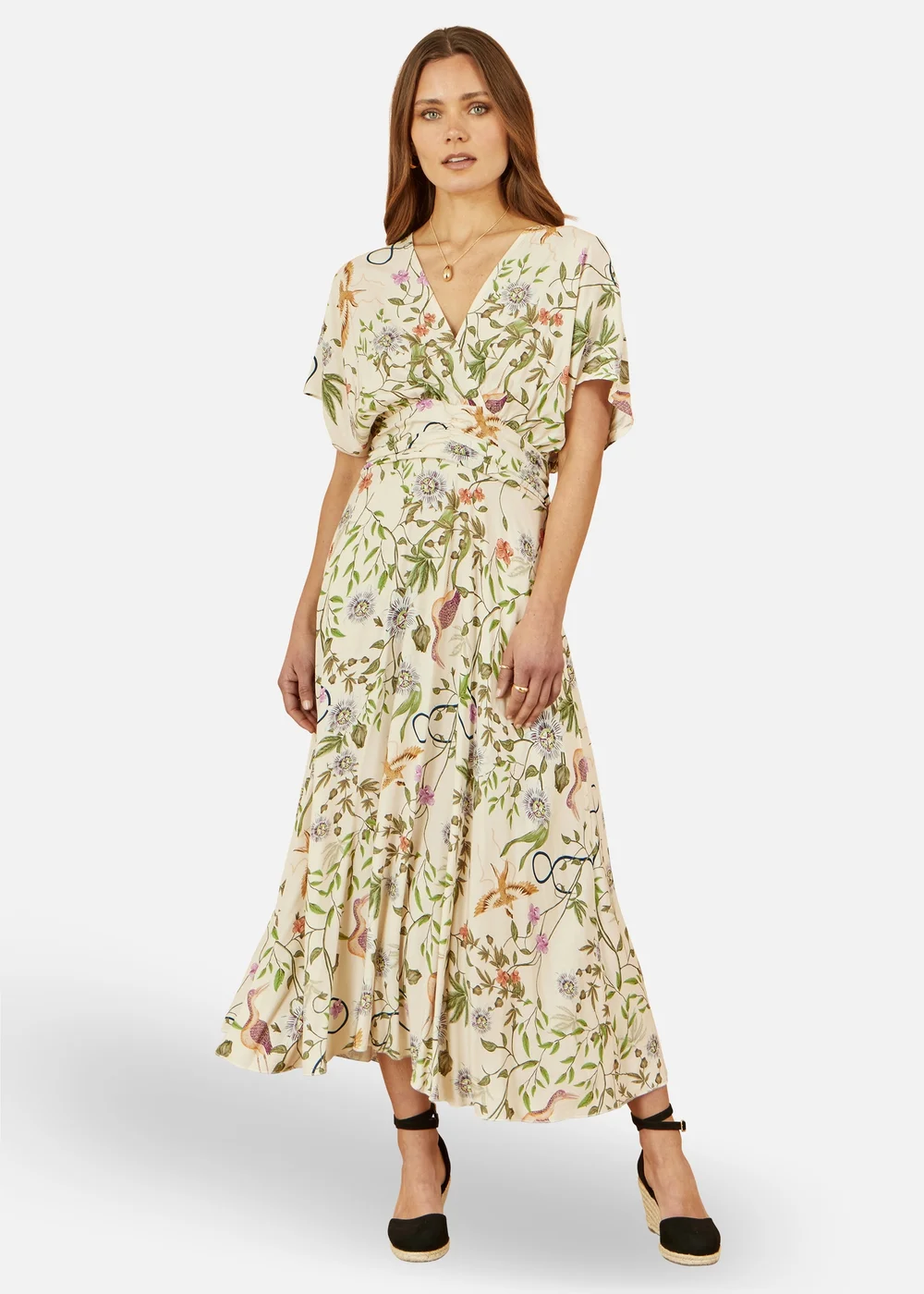 Yumi Ivory Floral Print Ruched Waist Midi Dress With Kimono Sleeves - 14 | Matalan Yumi Ivory Floral Print Ruched Waist Midi Dress With Kimono Sleeves - 14 | Matalan