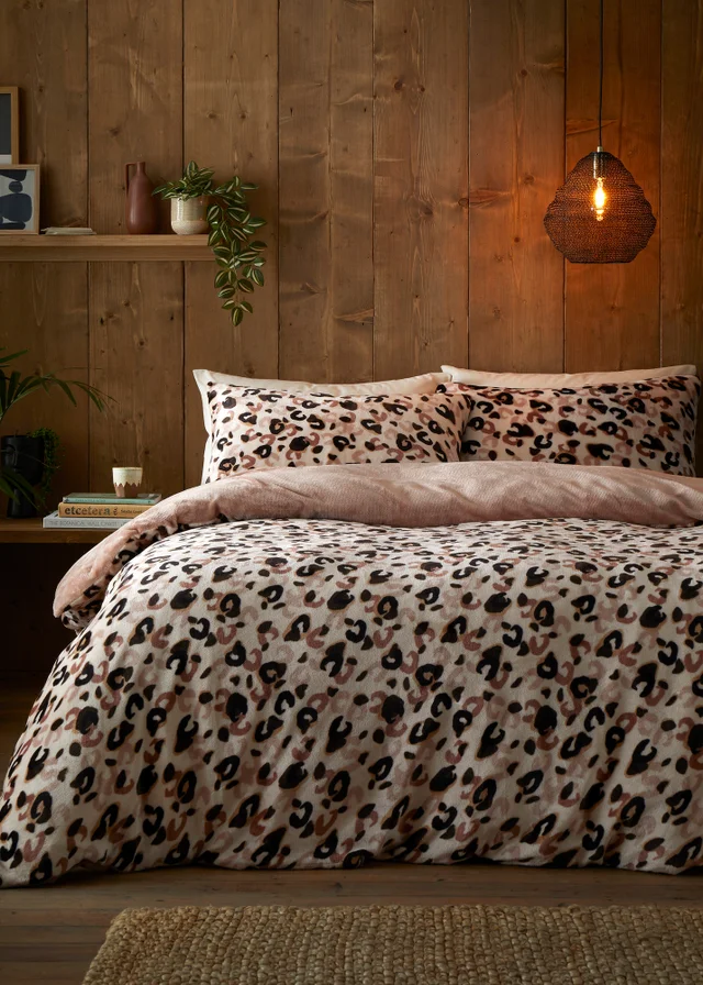 Fusion Cosy Leopard Soft Fleece Natural Duvet Cover Set
