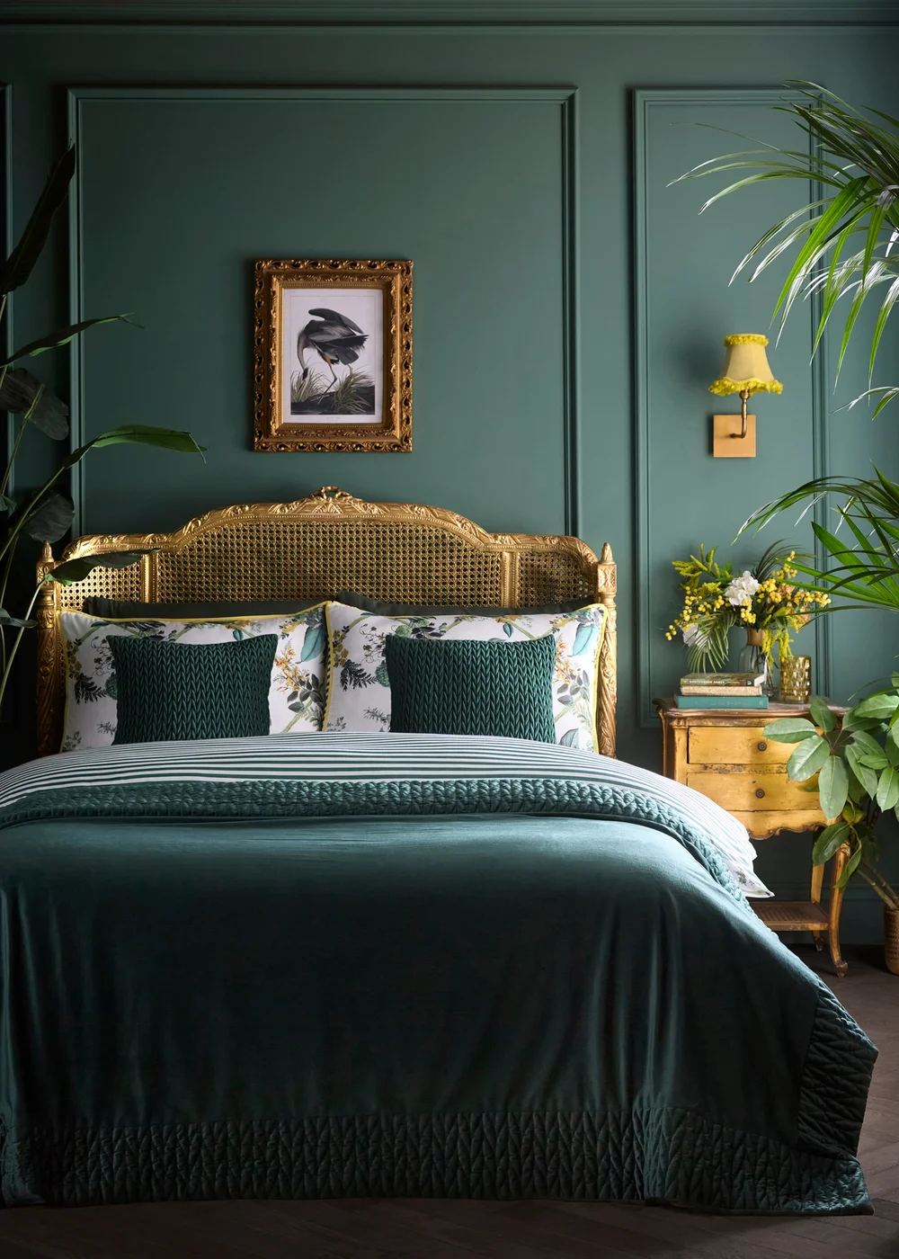 Laurence Llewelyn-Bowen Siena Velvet Bottle Green Bedspread - 150 x 220cm Image 3