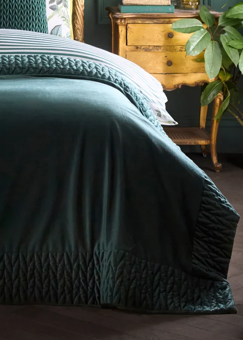 Laurence Llewelyn-Bowen Siena Velvet Bottle Green Bedspread - 150 x 220cm Image 1