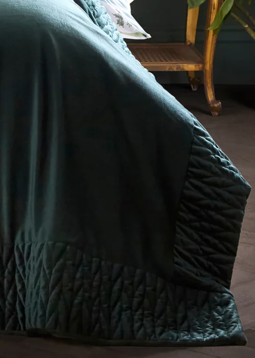 Laurence Llewelyn-Bowen Siena Velvet Bottle Green Bedspread - 150 x 220cm Image 2
