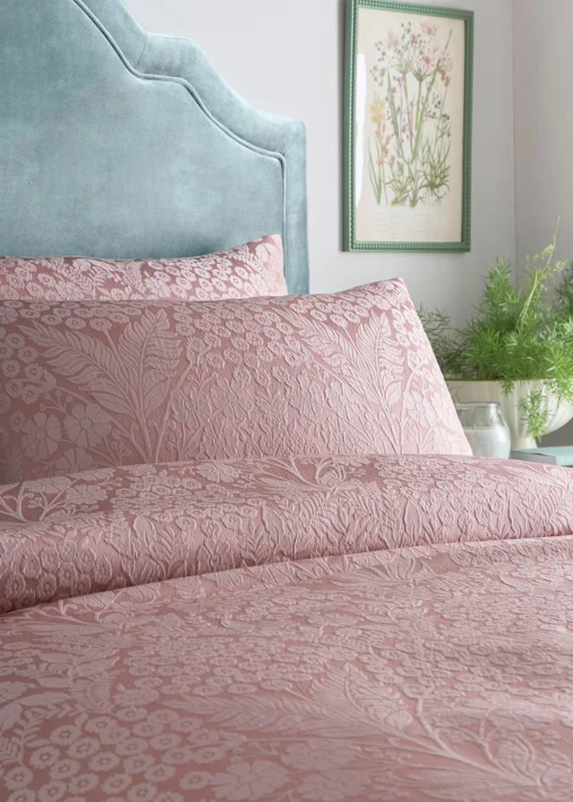 Appletree Toria Reversible Tufted Blush Duvet Cover Set