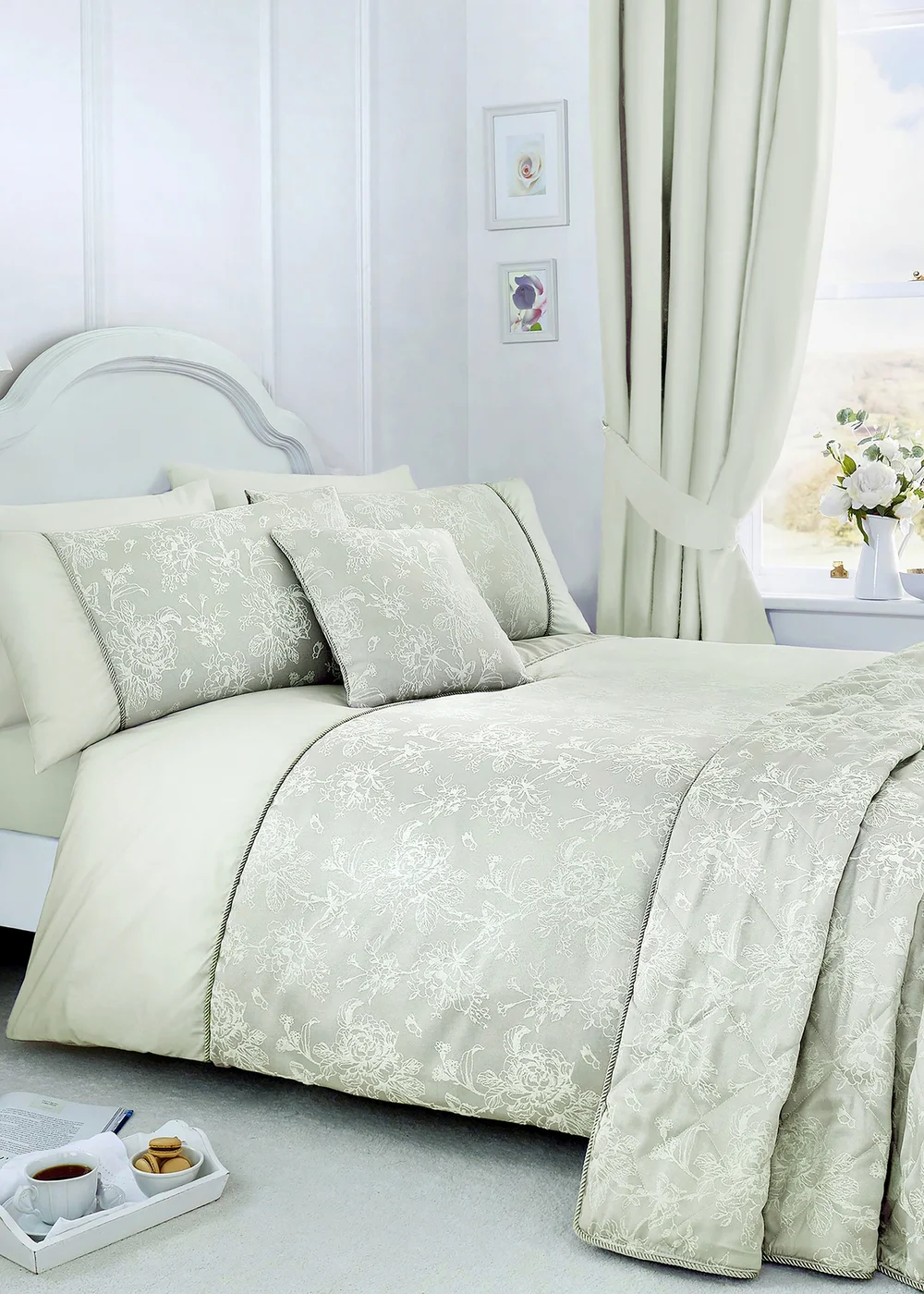 Dreams & Drapes Jasmine Reversible Green Duvet Cover Set - Single Image 1