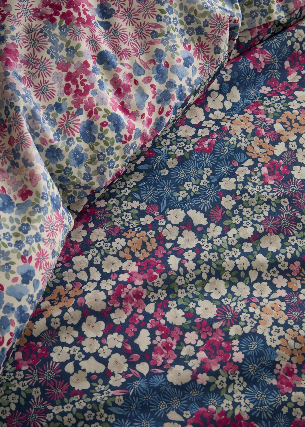 Dreams & Drapes Bessie Reversible Navy Duvet Cover Set - Single Image 3
