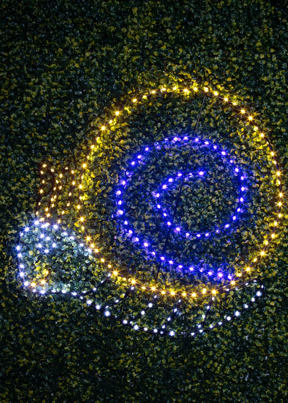 Premier Decorations White LED Lit Snail Motif Wall Sign - One Size Image 2