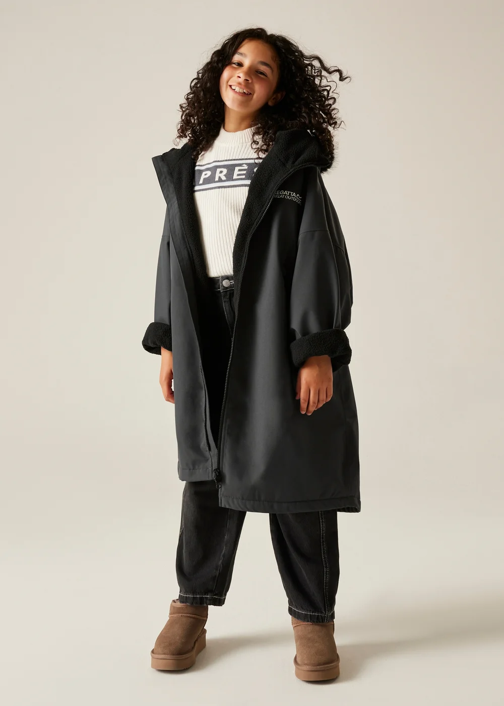 Regatta Slate Kids' Changing Robe - 3-5 Yrs Image 3