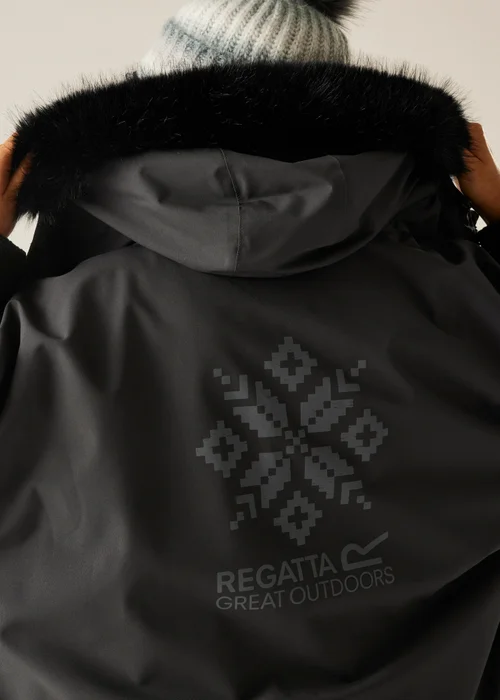 Regatta Slate Changing Robe - XS-S Image 4