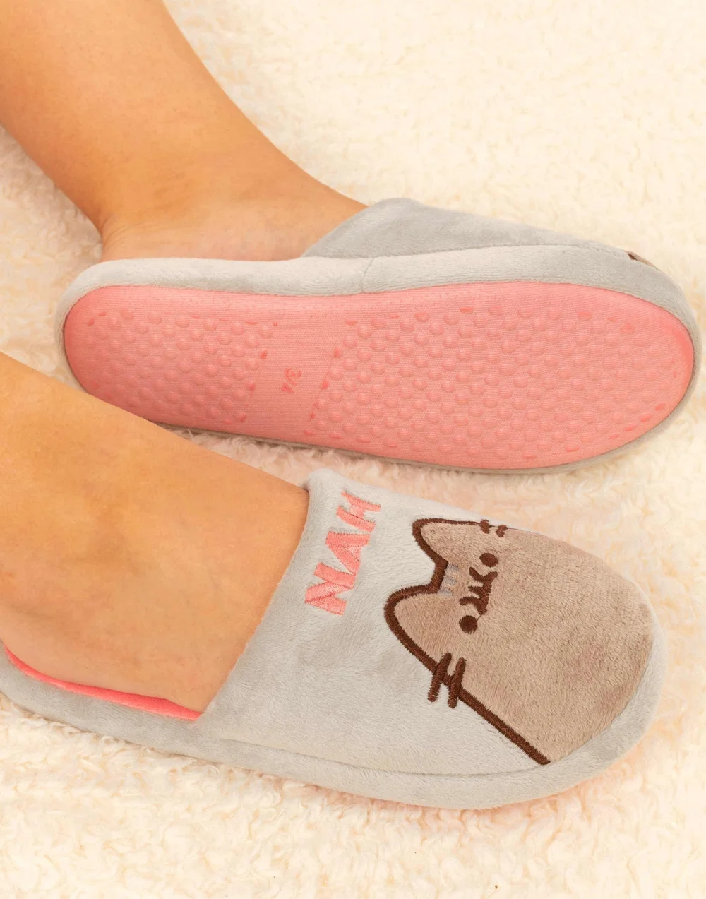 Vanilla Underground Pusheen Adults Pusheen & Nah Embroidered Graphic Mule Grey Slippers - 7-8 Image 3