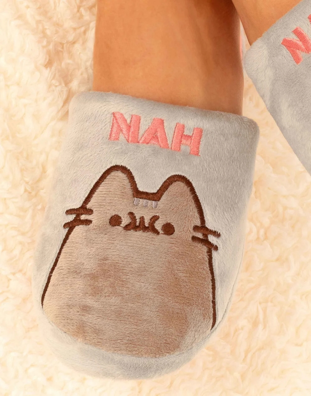 Vanilla Underground Pusheen Adults Pusheen & Nah Embroidered Graphic Mule Grey Slippers - 7-8 Image 5
