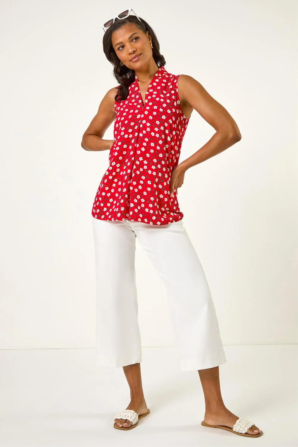 Roman Red Floral Pleat Front Vest Top - 10 Image 2