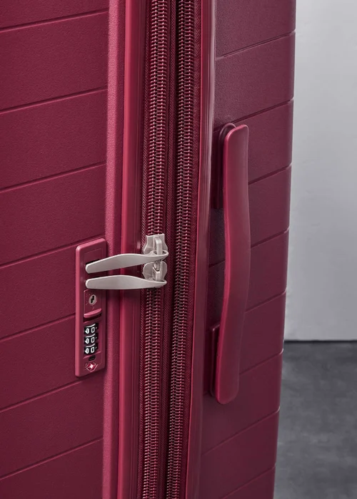 Rock Palma Suitcase Burgundy - Cabin Image 6