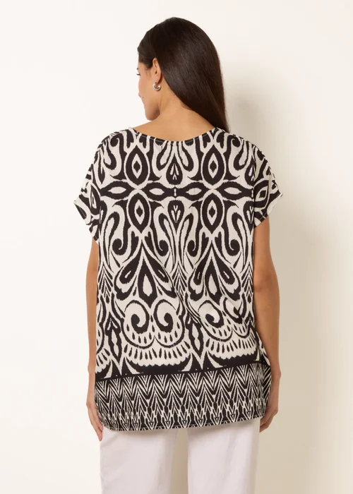 Blue Vanilla Black Round Neck Top With Abstract Print - S Image 4