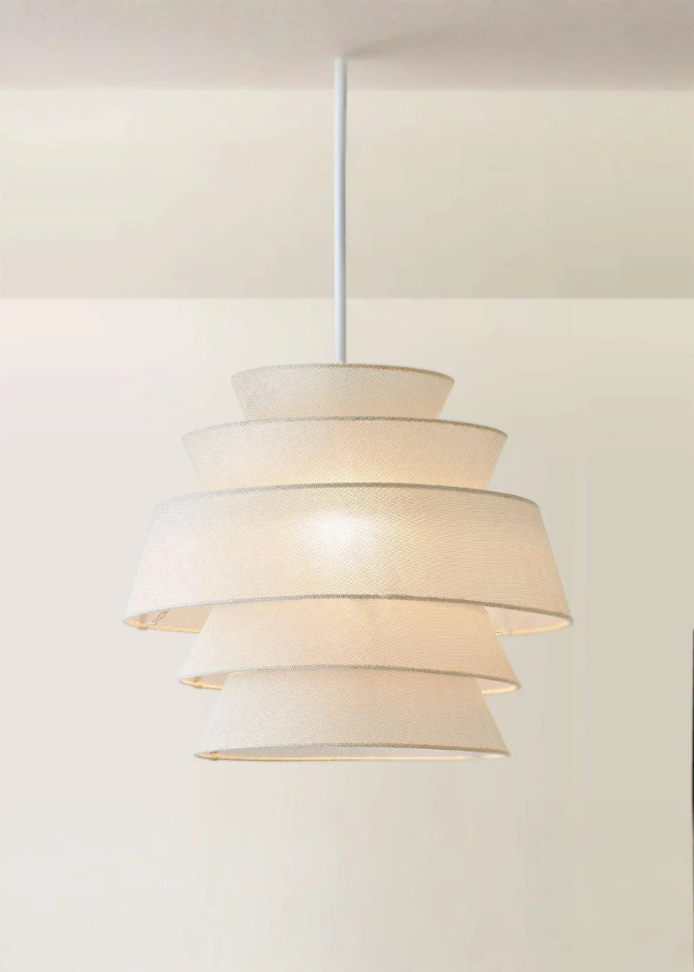 ValueLights Valerie Linen Natural Tiered Easy Fit Lampshade - One Size Image 3