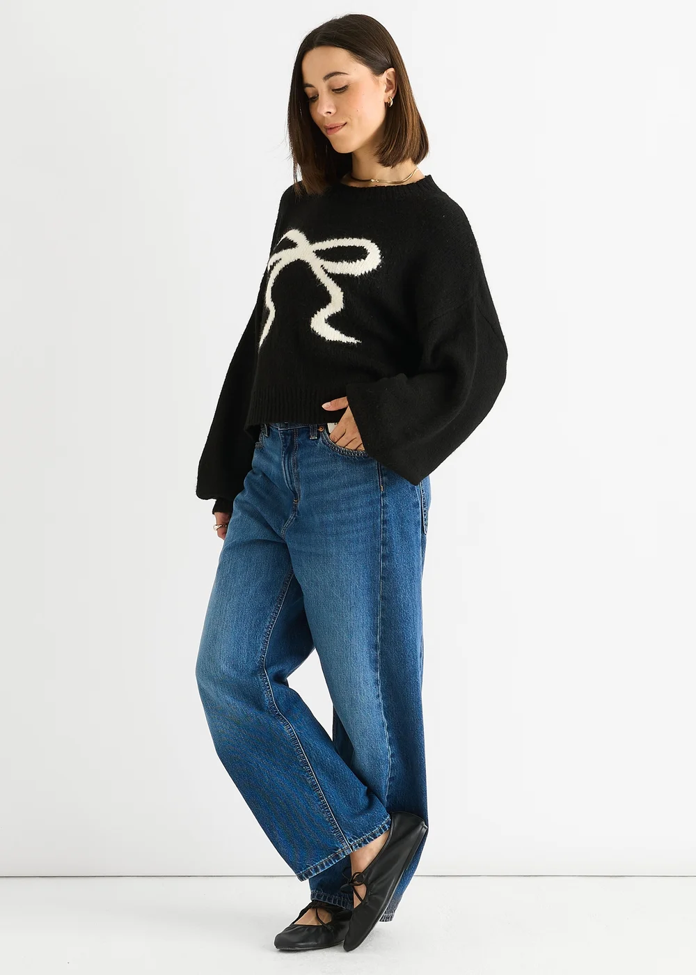 Gini London Black Embossed Contrast Bow Short Knit Jumper - M/L Image 4